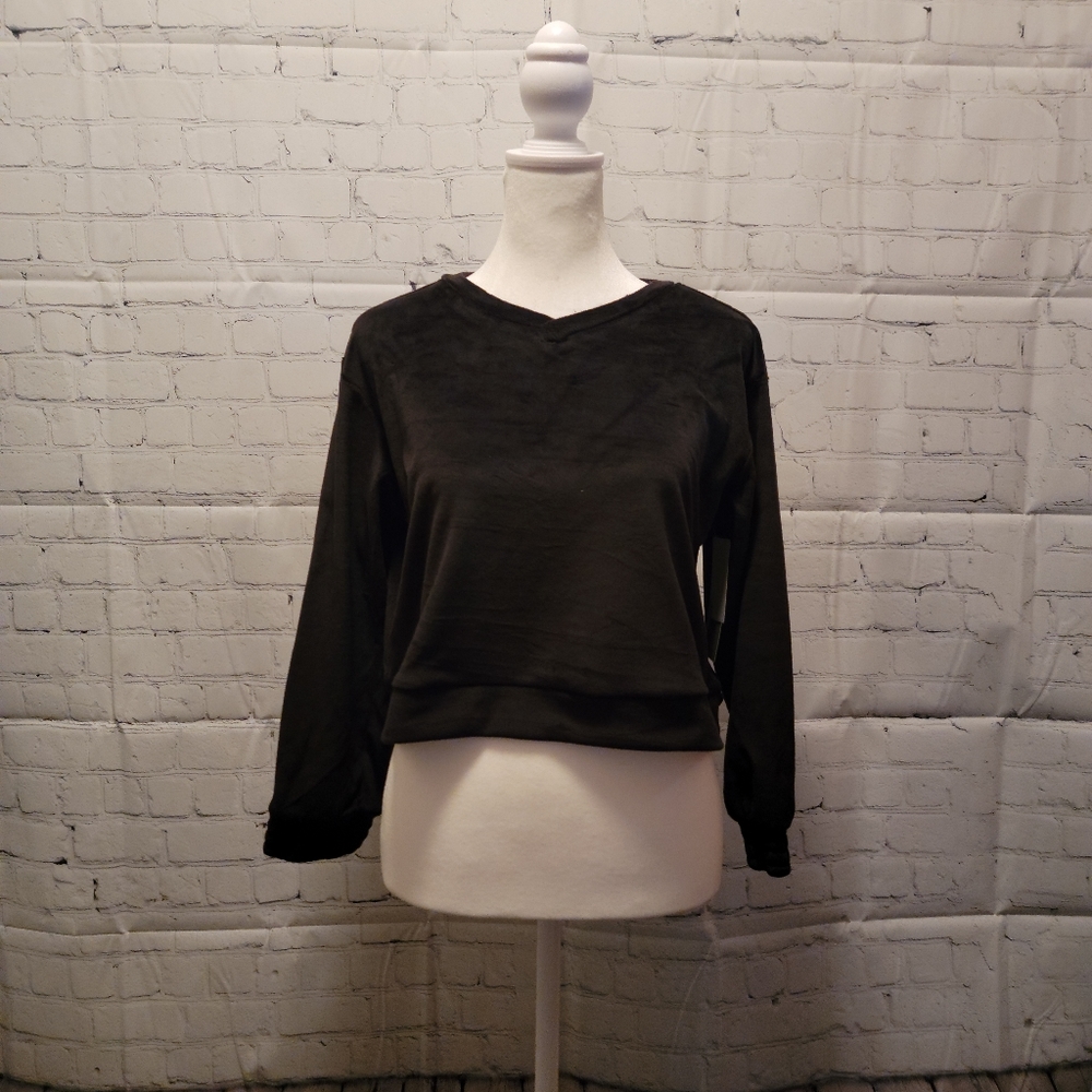 NWT Zella Black Crew Neck Sweater